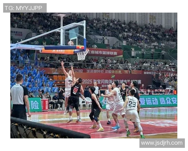 赛后分析：西安篮球队与杭州篮球队的团队协作表现及其影响